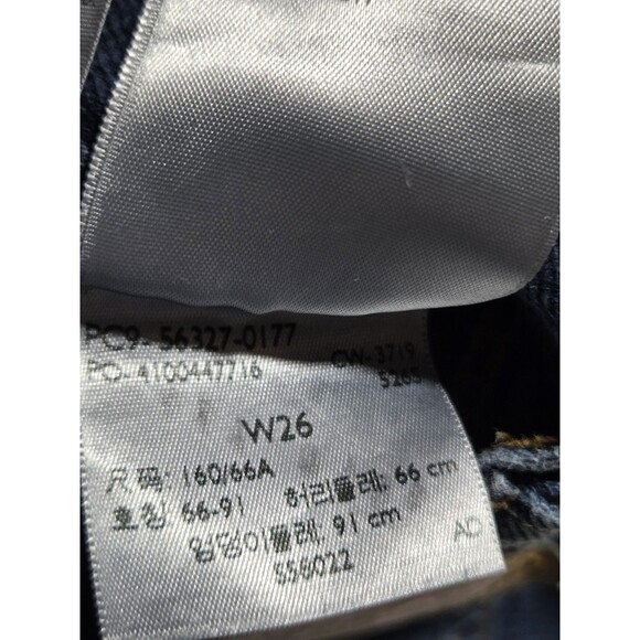 Levis 501 Shorts Womens Size 26 Waist Blue Denim  Button Fly Cotton Raw Hem - Picture 3 of 10